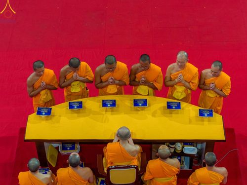 ภาพ No.153236:พิธีมุทิตาสักการะ พระภิกษุ-สามเณร ผู้สอบไล่ได้เปรียญธรรม ประโยค 1-2 ถึงประโยค ป.ธ.9 และบาลีศึกษา ประโยค1-2 ถึง บ.ศ.9 , พิธีมอบดวงแก้วสามเณรผู้ทรงบาลีไวยากรณ์ วัดพระธรรมกาย และ ศูนย์ส่งเสริมศีลธรรมในประเทศและต่างประเทศ วันอาทิตย์ที่ 8 กันยายน พ.ศ.2567