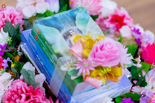 ภาพ No.225386:วันอาทิตย์ที่ 18 พฤษภาคม พ.ศ. 2568 พิธีร่วมบุญการศึกษา พระภิกษุ สามเณร ณ ห้องแก้วสารพัดนึก 2 วัดพระธรรมกาย