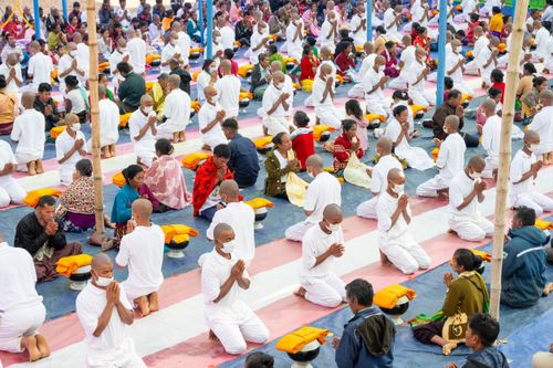 ภาพ No.130318:Photo Story ปฐมบรรพชาชาวพุทธมาร์มา Episode 3/5 วันที่ 9 กุมภาพันธ์ พ.ศ. 2567 ในโครงการบรรพชาสามเณร ครั้งแรกของชาวพุทธมาร์มา บังกลาเทศ ณ วัดธัมจักร อรัญกุฏิ เมืองรัมการ์ คาร์กาชารี บังกลาเทศ