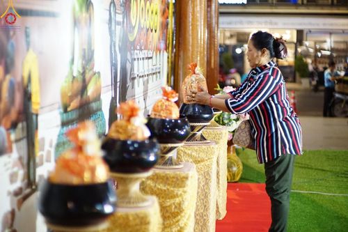 ภาพ No.125847:V.29 ทุ่มเท เพื่อโคราช การเตรียมงานของหน่วยงานต่างฯ เพื่อพิธีทำบุญเมืองนครราชสีมา ฉลอง 556 ปี ตักบาตรพระ 10,000 รูป ในวันเสาร์ที่ 2 มีนาคม พ.ศ.2567 ณ อนุสาวรีย์ท้าวสุรนารี จ.นครราชสีมา จัดโดย คณะสงฆ์จังหวัดนครราชสีมา ร่วมกับสำนักงานจังหวัดนครราชสีมา