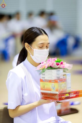 ภาพ No.85810:พิธีถวายคิลานเภสัชและอุปกรณ์การแพทย์ บูชาธรรมเนื่องในวันธรรมชัย วันที่ 19 สิงหาคม พ.ศ. 2566 ณ ห้องแก้วสารพัดนึก วัดพระธรรมกาย