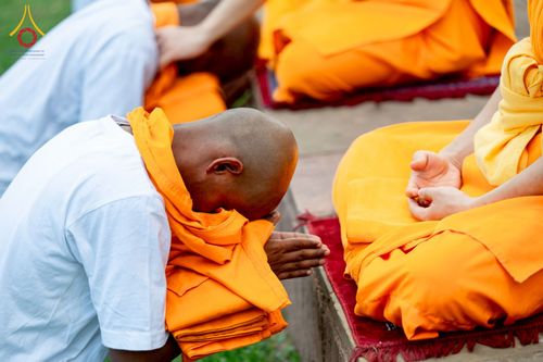 ภาพ No.231111:วันที่ 1 กรกฎาคม พ.ศ. 2568 โครงการบรรพชาสามเณร 300 รูป ถวายเป็นพุทธบูชา  วันอาสาฬหบูชา ณ จุดกำเนิดพระรัตนตรัย  ต้นแหล่งธัมมจักกัปปวัตตนสูตร เมืองพาราณสี  สารนาถ ประเทศอินเดีย