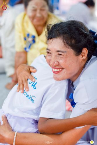 ภาพ No.215993:วันพฤหัสบดีที่ 3 เมษายน พ.ศ. 2568 พิธีบรรพชาสามเณร ภาคฤดูร้อน รุ่นที่ 15  บูชาธรรมหลวงพ่อธัมมชโย 81 ปี 81 รูป ณ ศูนย์ปฏิบัติธรรมสวนผึ้ง จ.ราชบุรี