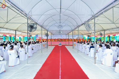 ภาพ No.146602:พิธีทอดผ้าป่าสร้างหลังคาอาคาร 80 ปี หลวงพ่อธัมมชโย ณ ศูนย์ปฎิบัติธรรมวิหารแดง จังหวัดสระบุรี วันอาทิตย์ที่ 28 กรกฎาคม พ.ศ. 2567