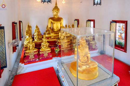 ภาพ No.72315:พิธีต้อนรับพระธรรมยาตรา ในโครงการธรรมยาตรากตัญญูบูชา มหาปูชนียาจารย์ พระมงคลเทพมุนี(สด จนฺทสโร) พระผู้ปราบมาร อนุสรณ์สถาน 7 แห่ง ปีที่ 11 วันที่ 18 มกราคม พ.ศ. 2566 ณ อนุสรณ์สถานลำดับที่ 4 สถานที่เกิดด้วยกายธรรม วัดโบสถ์ (บน) บางคูเวียง อ.บางกรวย จ.นนทบุ