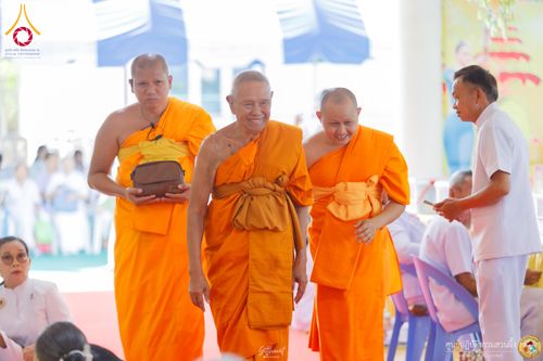 ภาพ No.339875:วันที่ 19 กรกฎาคม พ.ศ.2569 พิธีถวายมหาสังฆทาน 82 วัด บูชาธรรม 82 ปี หลวงพ่อธัมมชโย (ครั้งที่ 3)  ณ ศูนย์ปฏิบัติธรรมสวนผึ้ง อำเภอสวนผึ้ง จังหวัดราชบุรี