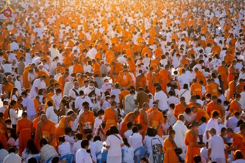 ภาพ No.68752:พิธีตักบาตรฉลองพระใหม่ วันที่ 1 มกราคม พ.ศ. 2566 ณ วัดพระธรรมกาย จ.ปทุมธานี