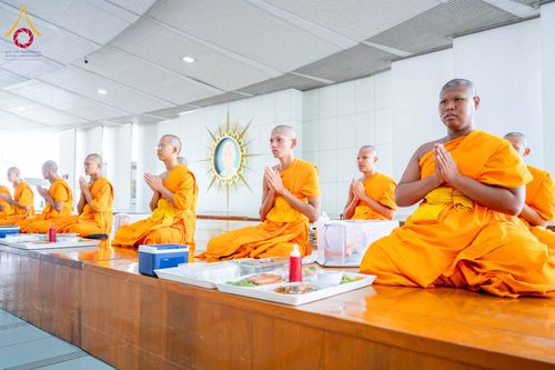 ภาพ No.346147:วันที่ 28 สิงหาคม พ.ศ.2569 พิธีบุพเปตพลี ครั้งที่ 186 ร่วมอุทิศส่วนกุศล แด่หมู่ญาติผู้ล่วงลับไปแล้ว และเป็นปัจจัยสนับสนุน การเผยแผ่พระพุทธศาสนา ณ หอฉันคุณยายอาจารย์ วัดพระธรรมกาย