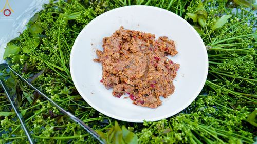 ภาพ No.72208:พิธีถวายภัตตาหารเป็นสังฆทาน แด่คณะพระธรรมยาตราฯ ในโครงการธรรมยาตรากตัญญูบูชา มหาปูชนียาจารย์ พระมงคลเทพมุนี(สด จนฺทสโร) พระผู้ปราบมาร อนุสรณ์สถาน 7 แห่ง ปีที่ 11 วันที่ 18 มกราคม พ.ศ. 2566