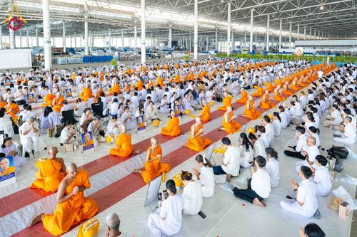 ภาพ No.321428:วันเสาร์ที่ 11 เมษายน พ.ศ.2569 พิธีขอบรรพชา พิธีขอสรณคมณ์และศีล, พิธีถวายบาตร พิธีอุปสมบท โครงการอุปสมบทหมู่ บูชาธรรมหลวงพ่อธัมมชโย พ.ศ.2569 โครงการอุปสมบทหมู่ธรรมทายาท ระดับอุดมศึกษา รุ่น 53 (ภาคฤดูร้อน) ณ วัดพระธรรมกาย ปทุมธานี