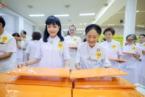 ภาพ No.345668:วันพฤหัสบดีที่ 27 สิงหาคม พ.ศ.2569 พิธีทอดผ้าป่าเพื่อถวายอุปกรณ์สื่อโสตทัศน์ อาคาร 82 ปี หลวงพ่อธัมมชโย พิธีทอดผ้าป่าสมทบกฐินวัดพระธรรมกาย และสมทบกฐิน 30,000 กว่าวัดทั่วไทย ครั้งที่ 1 ประจำปี พุทธศักราช 2569 ณ วัดพระธรรมกาย ปทุมธานี