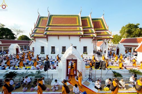 ภาพ No.72317:พิธีต้อนรับพระธรรมยาตรา ในโครงการธรรมยาตรากตัญญูบูชา มหาปูชนียาจารย์ พระมงคลเทพมุนี(สด จนฺทสโร) พระผู้ปราบมาร อนุสรณ์สถาน 7 แห่ง ปีที่ 11 วันที่ 18 มกราคม พ.ศ. 2566 ณ อนุสรณ์สถานลำดับที่ 4 สถานที่เกิดด้วยกายธรรม วัดโบสถ์ (บน) บางคูเวียง อ.บางกรวย จ.นนทบุ