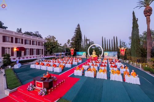 ภาพ No.332766:วันอาทิตย์ที่ 31 พฤษภาคม พ.ศ. 2569 วันวิสาขบูชา ณ วัดพระธรรมกายแคลิฟอร์เนีย  ประเทศสหรัฐอเมริกา
