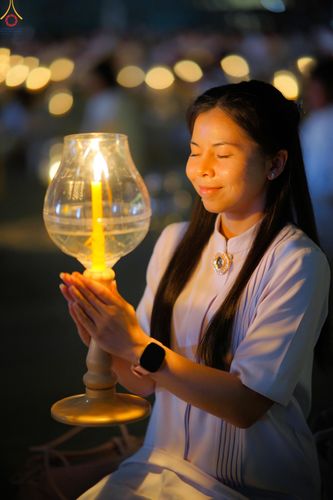 ภาพ No.308064:วันที่ 31 มกราคม พ.ศ. 2569 พิธีจุดประทีปธรรมถวายเป็นพุทธบูชา  และบูชาธรรมมหาปูชนียาจารย์ (ภาพชุดที่ 3) ณ วัดพระธรรมกาย ปทุมธานี ในโครงการธรรมยาตรา กตัญญูบูชา มหาปูชนียาจารย์ พระมงคลเทพมุนี(สด จนฺทสโร) พระผู้ปราบมาร อนุสรณ์สถาน 7 แห่ง ปีที่ 14