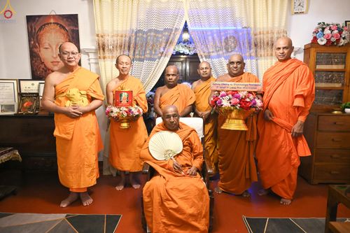 ภาพ No.278753:วันที่ 30 ตุลาคม 2568  กฐินสมทบวัดต่างประเทศ โดยคณะศิษยานุศิษย์  บูชาธรรม 81 ปี หลวงพ่อธัมมชโย  ณ วัดศรีโพธินันทะ ประเทศศรีลังกา