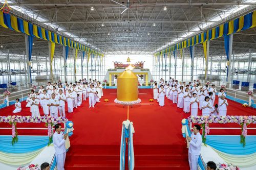 ภาพ No.346461:วันอาทิตย์ที่ 30 สิงหาคม พ.ศ.2569 พิธีจุดเทียนใจ ไฟนิรันดร์ อนันตชัย ณ รัตนบัลลังก์ วัดพระธรรมกาย