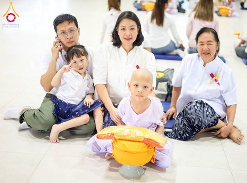 ภาพ No.317493:วันอาทิตย์ ที่ 29 มีนาคม พ.ศ.2569  พิธีปลงผม , พิธีขอขมามอบบาตรและผ้าไตร , พิธีบรรพชา ณ ศูนย์ปฏิบัติธรรมสมุทรปราการ จำนวน 42 รูป