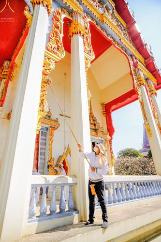 ภาพ No.71728:พระธรรมยาตรา ปฏิบัติศาสนกิจ ทำนุบำรุงศาสนสถาน, สวดธรรมจักร ,ปฏิบัติธรรม ร่วมกับชุมชน,นักเรียนเด็กดีวีสตาร์ และร่วมพิธีทอดผ้าป่าบำรุงศาสนสถาน ในโครงการธรรมยาตรากตัญญูบูชา มหาปูชนียาจารย์ พระมงคลเทพมุนี(สด จนฺทสโร) พระผู้ปราบมาร อนุสรณ์สถาน 7 แห่ง ปีที่ 11