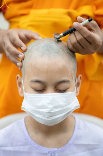 ภาพ No.44044:ประมวลภาพพิธีปลงผม โครงการบรรพชาสามเณรฟื้นฟูพระพุทธศาสนาทั่วไทย ณ ศูนย์อบรมวัดพระธรรมกาย