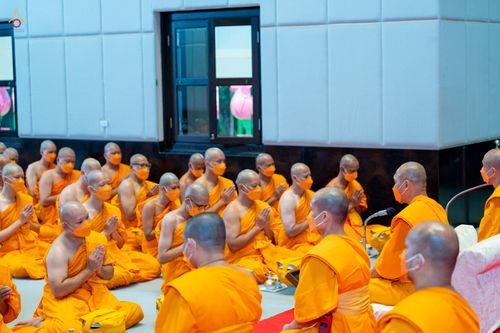 ภาพ No.47735:ประมวลภาพพิธีอุปสมบท โครงการบรรพชาอุปสมบทหมู่ รุ่นเข้าพรรษา 2565