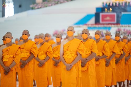 ภาพ No.44397:ประมวลภาพพิธีบรรพชา และพิธีถวายบาตร โครงการบวชภาคฤดูร้อน พ.ศ. 2565