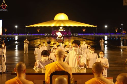 ภาพ No.52618:ประมวลภาพวันคล้ายวันเกิดครบรอบ 138 ปี พระมงคลเทพมุนี (สด จนฺทสโร) พระผู้ปราบมาร ชุดที่ 2