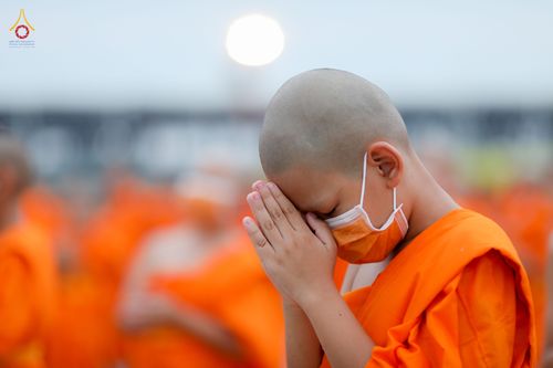 ภาพ No.79948:พิธีขอบรรพชา , พิธีคล้องอังสะ พิธีขอสรณคมน์และศีล , พิธีขอนิสสัย ในโครงการบรรพชาสามเณรฟื้นฟูพระพุทธศาสนาทั่วไทย วันเสาร์ที่ 8 เมษายน พ.ศ.2566