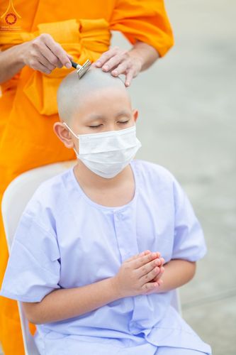 ภาพ No.44048:ประมวลภาพพิธีปลงผม โครงการบรรพชาสามเณรฟื้นฟูพระพุทธศาสนาทั่วไทย ณ ศูนย์อบรมวัดพระธรรมกาย