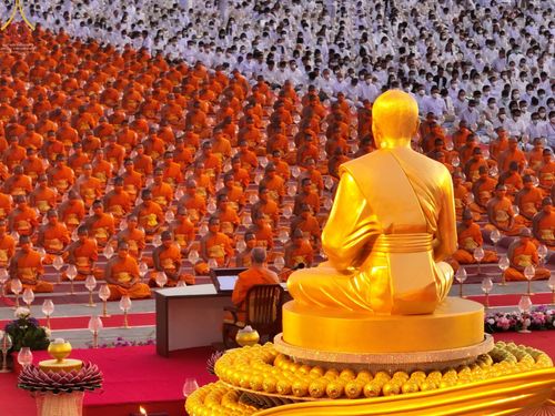 ภาพ No.75240:พิธีจุดประทีปถวายเป็นพุทธบูชา และบูชาธรรมมหาปูชนียาจารย์ ในโครงการธรรมยาตรากตัญญูบูชา มหาปูชนียาจารย์ พระมงคลเทพมุนี(สด จนฺทสโร) พระผู้ปราบมาร ปีที่ 11 ณ อนุสรณ์สถานลำดับที่ 7 สถานที่ขยายวิชชาธรรมกาย วัดพระธรรมกาย จ.ปทุมธานี วันที่ 31 มกราคม พ.ศ. 2566