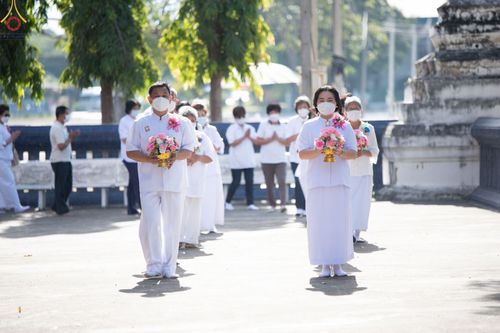 ภาพ No.69194:พระธรรมยาตรา ปฏิบัติศาสนกิจ ทำนุบำรุงศาสนสถาน, สวดธรรมจักร, ปฏิบัติธรรม ร่วมกับชุมชน,นักเรียนเด็กดีวีสตาร์ และร่วมพิธีทอดผ้าป่าบำรุงศาสนสถาน ในโครงการธรรมยาตรากตัญญูบูชา มหาปูชนียาจารย์ พระมงคลเทพมุนี(สด จนฺทสโร) พระผู้ปราบมาร อนุสรณ์สถาน 7 แห่ง ปีที่ 11