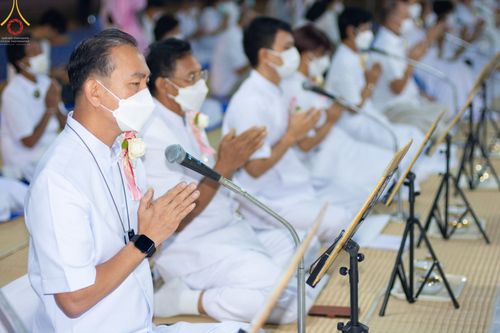 ภาพ No.73964:พิธีถวายภัตตาหารเป็นสังฆทาน แด่คณะพระธรรมยาตราฯ ในโครงการธรรมยาตรากตัญญูบูชา มหาปูชนียาจารย์ พระมงคลเทพมุนี(สด จนฺทสโร) พระผู้ปราบมาร อนุสรณ์สถาน 7 แห่ง ปีที่ 11 วันที่ 24 มกราคม พ.ศ. 2566