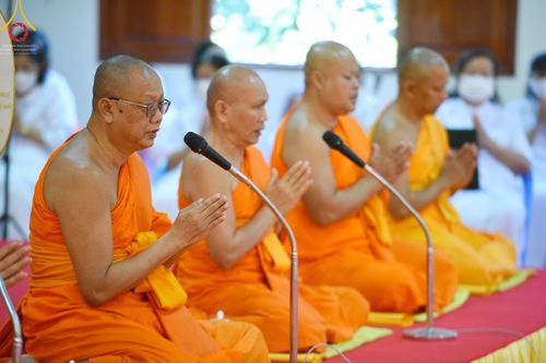 ภาพ No.67793:พิธีเจริญพระพุทธมนต์และถวายภัตตาหารเป็นสังฆทาน วันศุกร์ที่ 9 ธันวาคม พ.ศ. 2565 โครงการอุปสมบท รุ่นบูชาธรรมมหาปูชนียาจารย์ ณ วัดพระพุทธบาทราชวรมหาวิหาร อ.พระพุทธบาท จ.สระบุรี