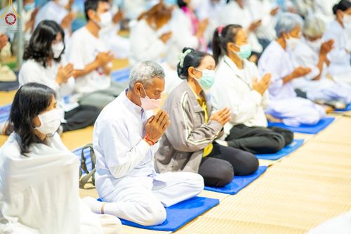 ภาพ No.69802:พิธีถวายภัตตาหารเป็นสังฆทาน แด่คณะพระธรรมยาตราฯ ในโครงการธรรมยาตราฯ ปีที่ 11 ณ อนุสรณ์สถานมหาวิหารพระมงคลเทพมุนี อ.สองพี่น้อง จ.สุพรรณบุรี วันที่ 7 มกราคม พ.ศ. 2566