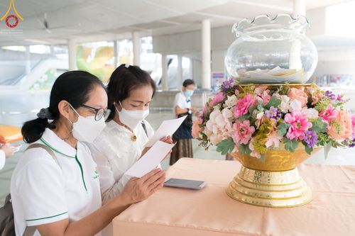 ภาพ No.68121:พิธีบุพเปตพลี ครั้งที่ 131 เพื่ออุทิศบุญกุศลแด่บรรพบุรุษผู้ล่วงลับ วันที่ 22 ธันวาคม พ.ศ. 2565 ณ วัดพระธรรมกาย