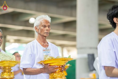 ภาพ No.339723:วันที่ 19 กรกฎาคม พ.ศ.2569 พิธีตัดปอยผม โครงการบวชพระนานาชาติ AEC และ WAB รุ่นที่ 10 THE AEC & INTERNATIONAL ORDINATION PROGRAM ณ มหารัตนวิหารคด 30 วัดพระธรรมกาย ปทุมธานี