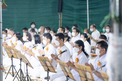 ภาพ No.70012:พิธีถวายภัตตาหารเป็นสังฆทาน แด่คณะพระธรรมยาตราฯ ในโครงการธรรมยาตราฯ ปีที่ 11 ณ อนุสรณ์สถานคลองบางนางแท่น อ.สามพราน จ.นครปฐม วันที่ 11 มกราคม พ.ศ. 2566