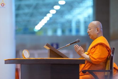 ภาพ No.331180:วันวิสาขบูชา อาทิตย์ที่ 31 พฤษภาคม พ.ศ.2569 พิธีปฏิบัติธรรม ณ ห้องแก้วสารพัดนึก 1  วัดพระธรรมกาย จังหวัดปทุมธานี