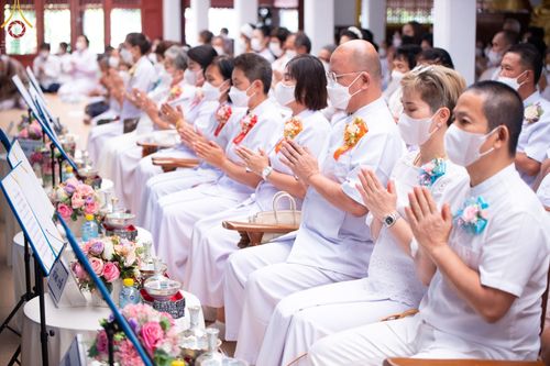 ภาพ No.74860:พิธีเจริญพระพุทธมนต์ ปฏิบัติธรรม มอบทุนการศึกษา ถวายสังฆทาน 106 วัด เพื่อถวายเป็นพุทธบูชา และขับเคลื่อนโครงการหมู่บ้านรักษาศีล 5 โดยคณะสงฆ์จังหวัดนครปฐม คณะศิษยานุศิษย์วัดพระธรรมกาย โครงการธรรมยาตราฯ ปีที่ 11 ณ วัดบางปลา อ.บางเลน จ.นครปฐม วันที่ 28 มกราค