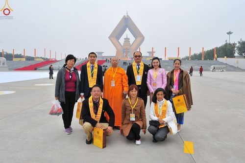 ภาพ No.48817:ประมวลภาพการสร้างบารมีของ พระเดชพระคุณพระสุธรรมญาณวิเทศ (สุธรรม สุธมฺโม)