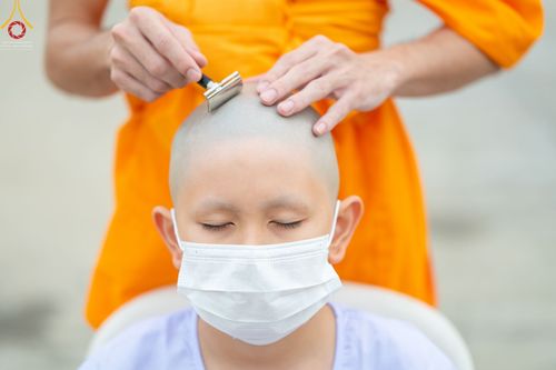 ภาพ No.44049:ประมวลภาพพิธีปลงผม โครงการบรรพชาสามเณรฟื้นฟูพระพุทธศาสนาทั่วไทย ณ ศูนย์อบรมวัดพระธรรมกาย