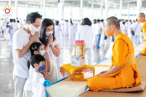 ภาพ No.49963:ประมวลภาพพิธีถวายคิลานเภสัช และอุปกรณ์ทางการแพทย์แด่คณะสงฆ์ วันเสาร์ที่ 20 สิงหาคม พ.ศ. 2565