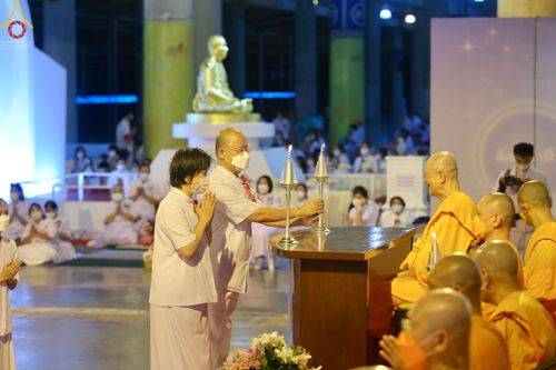 ภาพ No.52617:ประมวลภาพวันคล้ายวันเกิดครบรอบ 138 ปี พระมงคลเทพมุนี (สด จนฺทสโร) พระผู้ปราบมาร ชุดที่ 2