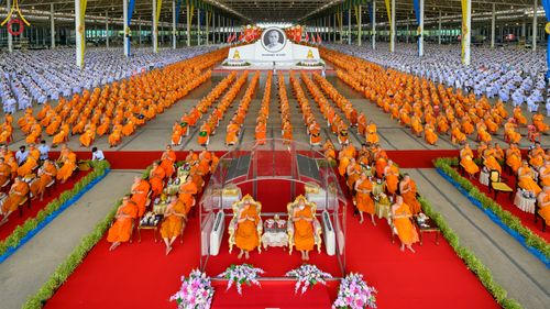 ภาพ No.48939:ประมวลภาพพิธีพระราชทานเพลิงศพ พระสุธรรมญาณวิเทศ (สุธรรม สุธมฺโม)