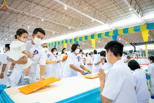 ภาพ No.52496:ประมวลภาพวันคล้ายวันเกิดครบรอบ 138 ปี พระมงคลเทพมุนี (สด จนฺทสโร) พระผู้ปราบมาร ชุดที่ 1