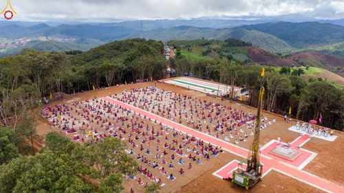 ภาพ No.50706:ประมวลภาพพิธีตักบาตร ณ วัดแม่แพ จ.แม่ฮ่องสอน เนื่องในวันธรรมชัย