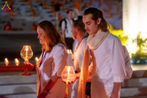 ภาพ No.312333:วันอังคารที่ 3 มีนาคม พ.ศ.2569 พิธีเวียนประทักษิณและจุดมาฆประทีป (ภาพชุดที่ 2) ณ ลานธรรมพระมหาธรรมกายเจดีย์ วัดพระธรรมกาย