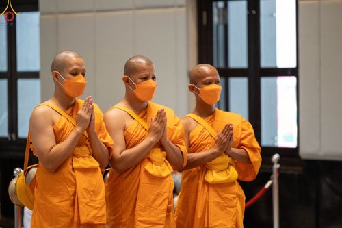 ภาพ No.51085:ประมวลภาพพิธีบรรพชาอุปสมบท โครงการบรรพชาอุปสมบทหมู่ รุ่นวันครูวิชชาธรรมกาย ปีพุทธศักราช 2565