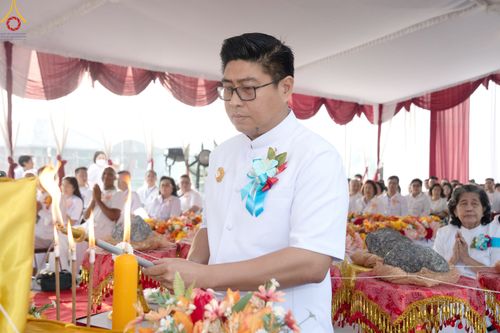 ภาพ No.82105:พิธีกลั่นแผ่นดินเพื่อสร้าง BOROBUDUR INNER PEACE SANCTURY ในวันเสาร์ที่ 3 มิ.ย. พ.ศ.2566 ณ ประเทศอินโดนีเซีย