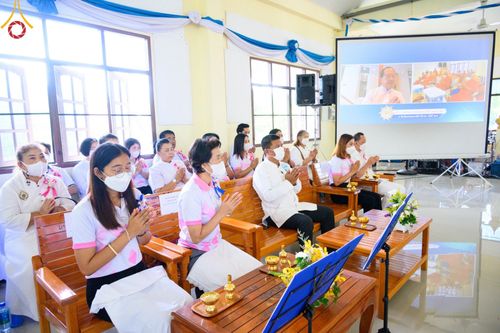 ภาพ No.78362:พิธีถวายสังฆทานแด่คณะสงฆ์ ๓๒๓ วัด พิธีมอบกองทุนหนุนแรงใจช่วยครูใต้และพิธีทำบุญอุทิศส่วนกุศลแด่ผู้วายชนม์ในเหตุการณ์ความไม่สงบ ๔ จังหวัดชายแดนภาคใต้  (ปัตตานี ยะลา นราธิวาส สงขลา) ปีที่ ๑๙ ครั้งที่ ๑๖๑ พิธีมอบกองทุนหนุนแรงใจช่วยครูใต้ (ปีที่ ๑๖ ครั้งที่ ๑