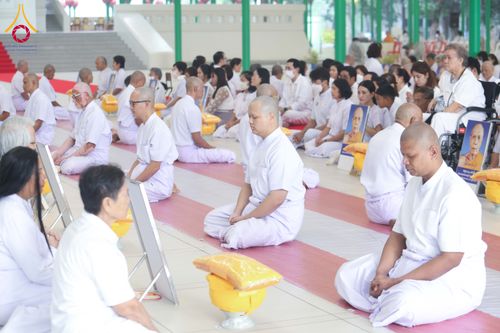 ภาพ No.298137:วันเสาร์ที่ 17 มกราคม พ.ศ. 2569 พิธีบรรพชาอุปสมบท โครงการอุปสมบทหมู่ บูชาธรรมครบ 117 ปี คุณยายอาจารย์มหารัตนอุบาสิกาจันทร์ ขนนกยูง  ณ อุโบสถพระไตรปิฎก วัดพระธรรมกาย